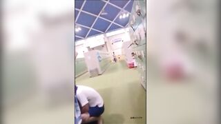 プールのロッカー着替え voyeur jp