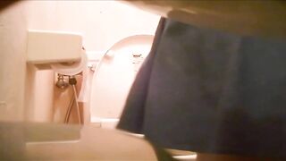 地下鉄御〇筋のトイレ26ボチャッボチャッボトッ鮮明な天の声 voyeur jp 5
