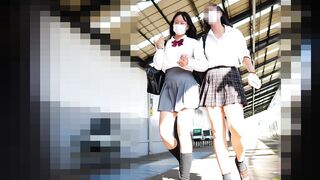 DE04 制服編 無警戒な仲良しJK強風にあおられWパンチラを披露 jvip