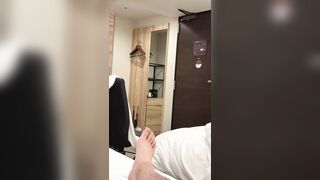 [藻無し特典]『足ガクガク♡』圧倒的透明感のジェラ◯ケ店員「ありなちゃん」と中出し密会。照れ隠しのぺちぺちキックが反則級の可愛さでした。。 jvip 01