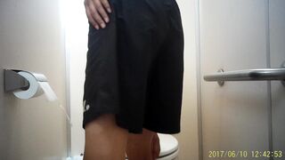 テニス部Cトイレ保存版 voyeur jp 02-040526 (3)