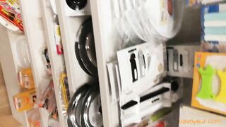 （PC携帯対応）「本編顔出し」爆乳お姉さんの声あり＆パンモロ＆乳ワシ掴み！！！ voyeur jp