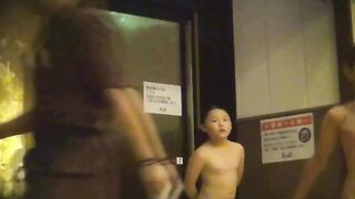 FHD【新作脱衣所】SCの魅力パイパン美少女 voyeur jp