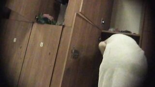 Locker 811 jvip 120526 18