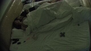 ✅4-19 アパートメントホテル✅超美人女子高生美人女神4日間の実録、複数の性行為、彼氏がスマホで彼女の股間を広げる様子を撮影、彼女は大いに ipcam voyeur jp 25-130526