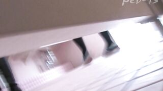 マ○コ丸見え！体育館潜入撮 13-18 voyeur jp 150526 01