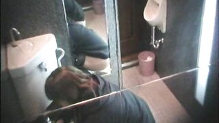 karaoke1 モロ見え初公開～カラオケトイレの罠Vol. 1 voyeur jp 160526 01