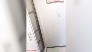 【え！ウソ！激カワJDが風呂場でじょぼぼ～】超恥ずい姿をスローモーション撮影 voyeur jp 170526