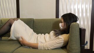 菜〇緒似-ショップ店員-個撮-パンスト美女の足指を舐めつくす-さりな24才①後編 voyeur jp 01-190526