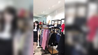 お姉さんの逆さパンチラ動画-静止画-１８０ voyeur jp 01-240526