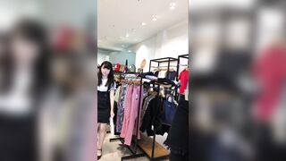 お姉さんの逆さパンチラ動画-静止画-１８０ voyeur jp 02-240526