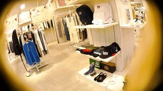 店員撮り１３０-自然に見せるアヒル口が可愛い店員さんの股開き-仲良さとパンツの撮れ高は比例する voyeur jp 01-250526