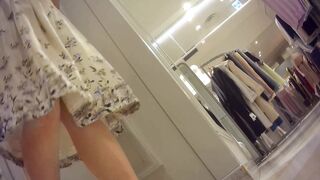 リボン付き紫フロント 清楚ol系アパレルショップ店員を接客中に生p逆さ撮り voyeur jp