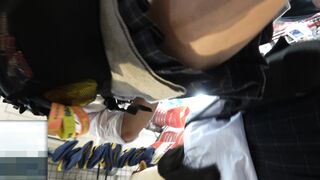 4k高画質リアルガチj の下半身はむっちりエロエロでした ピンクと純白pのダブルパンティーで大興奮 voyeur jp