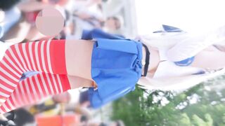 高画質版 コミックマーケット コスプレ スレンダー美人レイヤーさんの超セクシー3衣装 風めくれ スト越し 見せつけ対面 パン voyeur jp