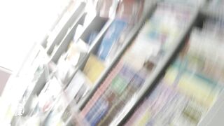 靴からの眺め07 参考書を吟味する真面目なthe north face voyeur jp