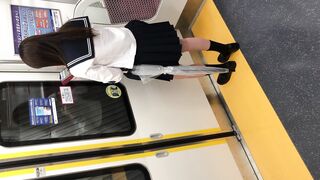 高画質逆さ撮り スレンダーjk盗撮痴漢昏睡姦① パンチラ voyeur jp